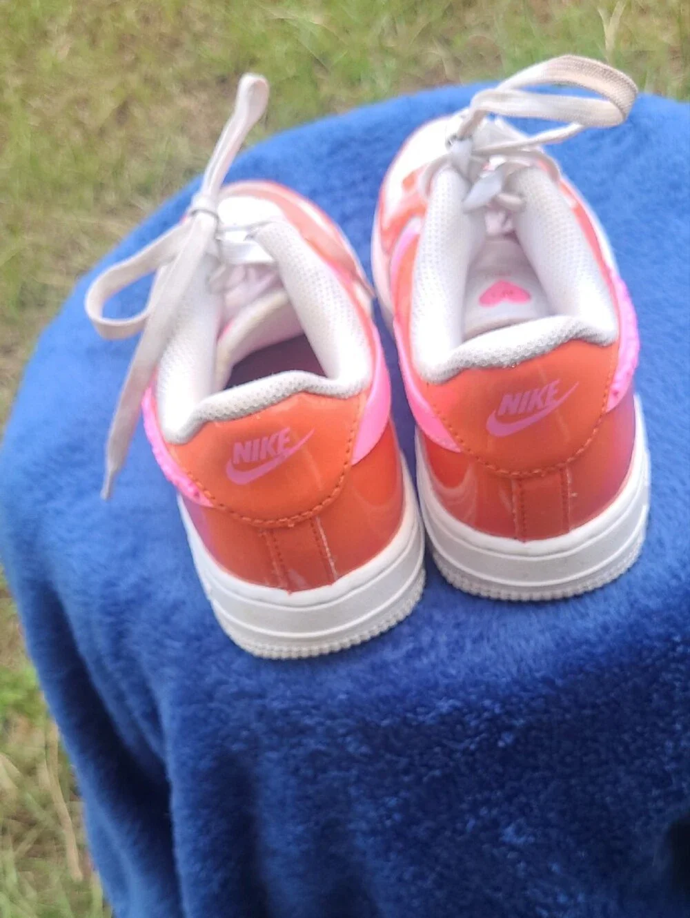 Valentine's day air force 1 nike kids sneakers size 2.5y